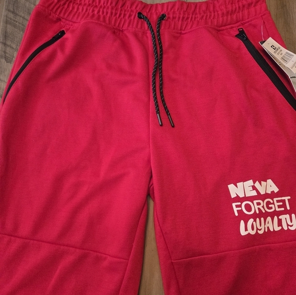 Southpole L Red Sweat Shorts Zipper Front Pockets - Picture 3 of 8